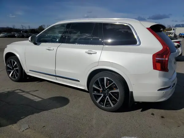 YV4062PF1R1159022 2024 VOLVO XC90 - Image 2