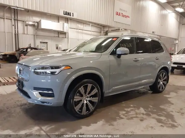 YV4062PF1S1339235 2025 VOLVO XC90 - Image 2