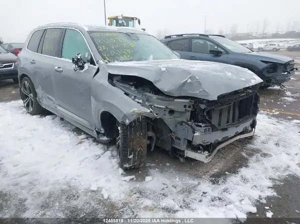 YV4062PF1S1346430 2025 VOLVO XC90 - Image 1