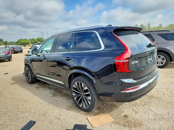 YV4062PF1T1465158 2026 VOLVO XC90 - Image 2