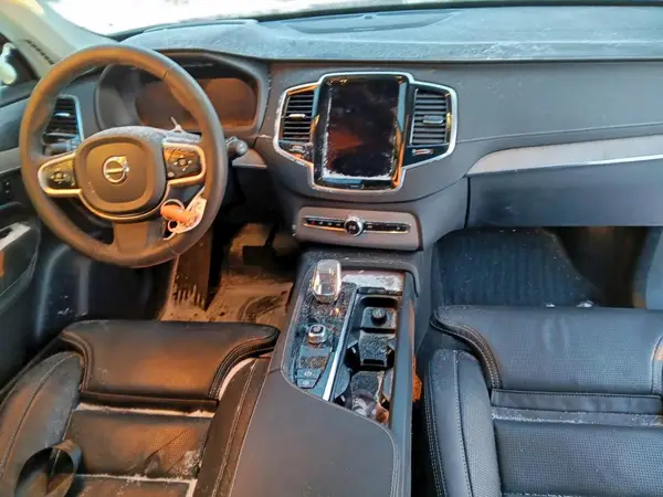 YV4062PF5S1321451 2025 VOLVO XC90 - Image 8