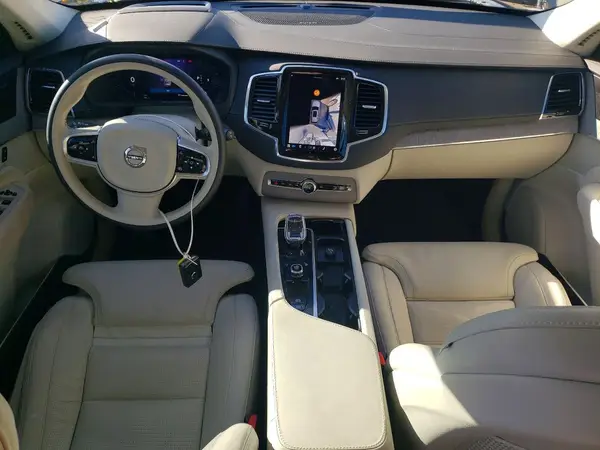 YV4062PF6S1329221 2025 VOLVO XC90 - Image 8