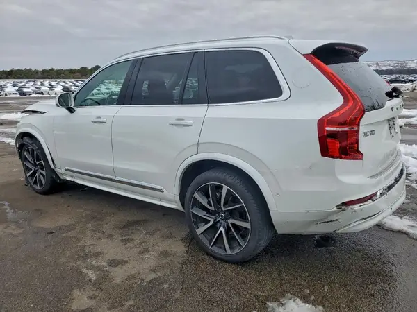YV4062PF8R1163732 2024 VOLVO XC90 - Image 2