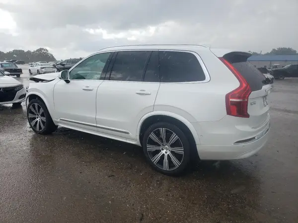 YV4062PF8R1243743 2024 VOLVO XC90 - Image 2