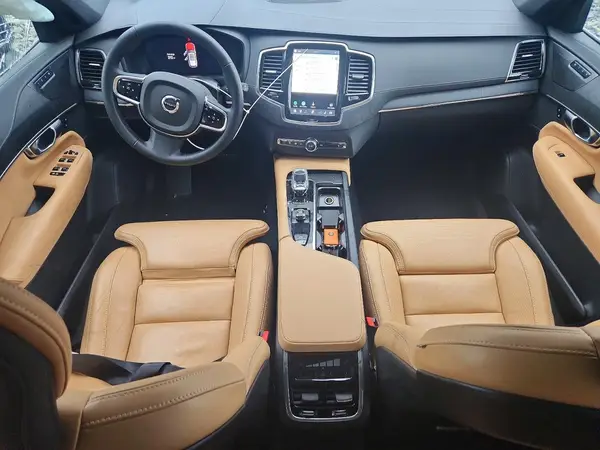 YV4062PF8R1256430 2024 VOLVO XC90 - Image 8