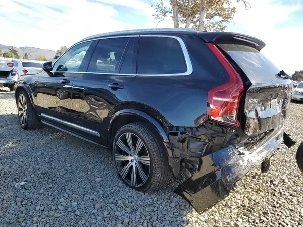 YV4062PF8S1306765 2025 VOLVO XC90 - Image 2