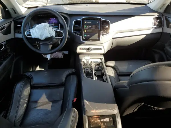 YV4062PF8S1306765 2025 VOLVO XC90 - Image 8