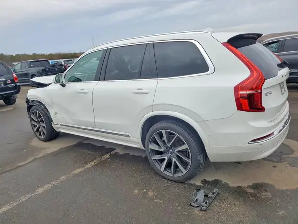 YV4062PF9R1161732 2024 VOLVO XC90 - Image 2