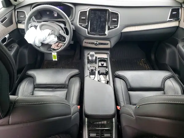 YV4062PF9R1161732 2024 VOLVO XC90 - Image 8