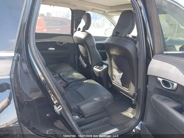 YV4062PF9R1229981 2024 VOLVO XC90 - Image 8
