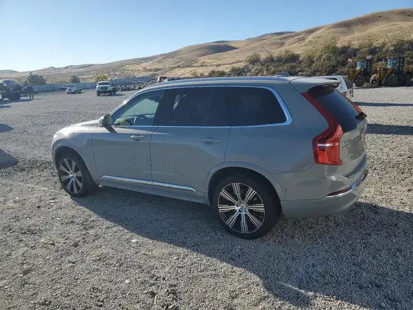 YV4062PF9S1332629 2025 VOLVO XC90 - Image 2