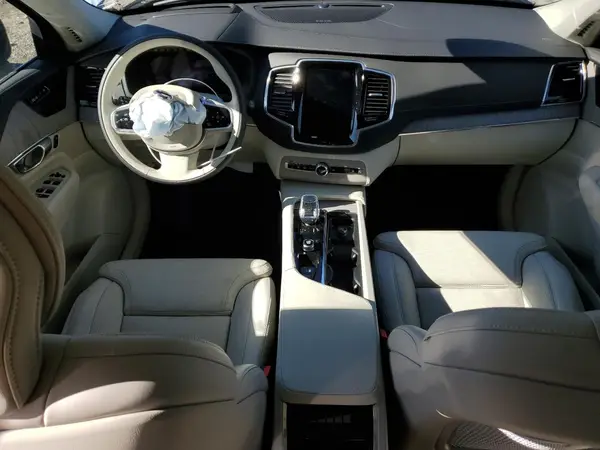 YV4062PFXS1319551 2025 VOLVO XC90 - Image 8