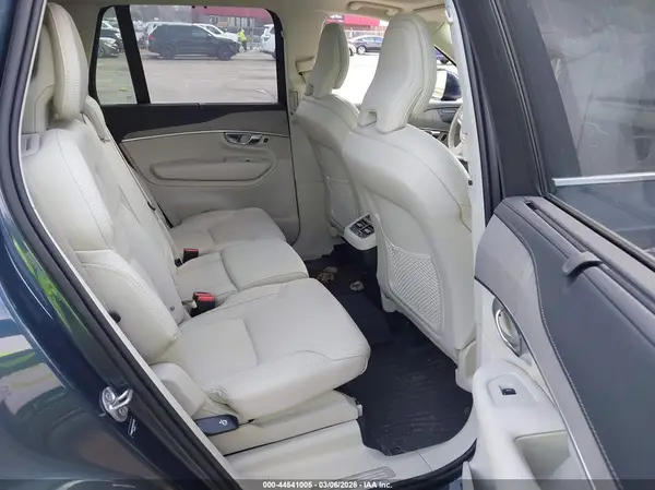 YV4062PFXS1321459 2025 VOLVO XC90 - Image 8