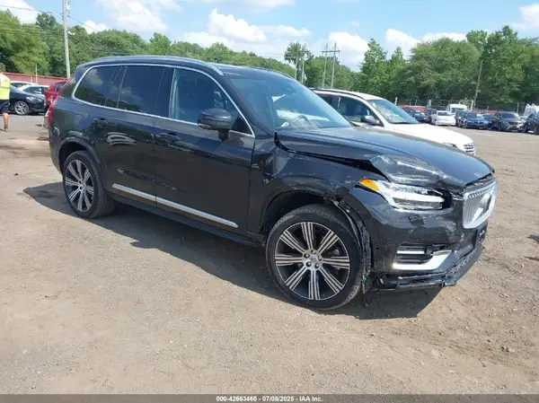 YV4062PFXS1346720 2025 VOLVO XC90 - Image 1