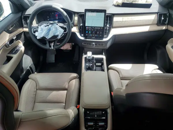 YV4062PG3S1389482 2025 VOLVO XC90 - Image 8