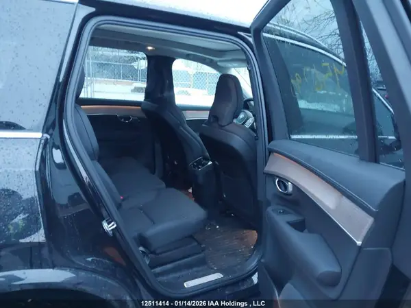 YV4062PJ5T1456290 2026 VOLVO XC90 - Image 8