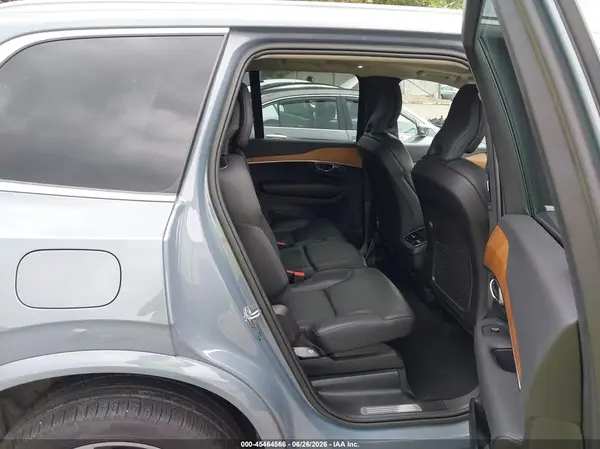 YV4062PN1P1932141 2023 VOLVO XC90 - Image 8