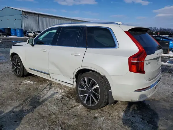 YV4062PN1P1937064 2023 VOLVO XC90 - Image 2