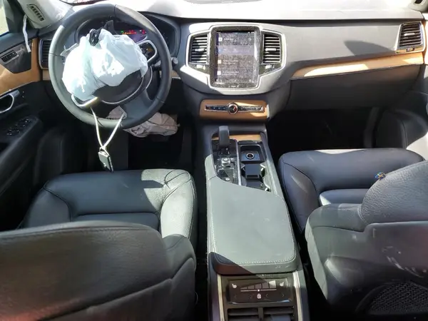 YV4062PN1P1948825 2023 VOLVO XC90 - Image 8