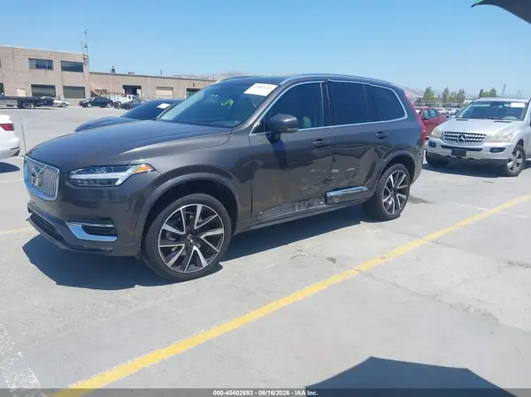 YV4062PN3P1903224 2023 VOLVO XC90 - Image 2