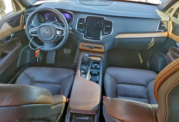 YV4062PN3P1950186 2023 VOLVO XC90 - Image 8