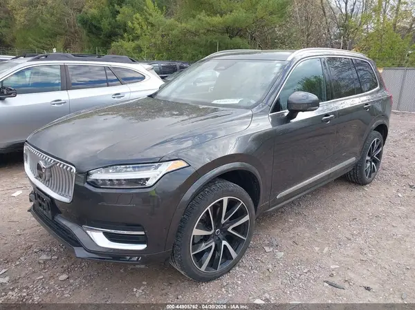 YV4062PN7P1945363 2023 VOLVO XC90 - Image 2