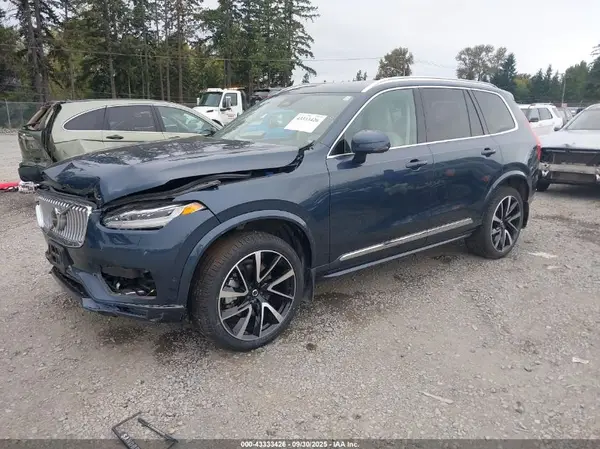 YV4062PN8P1943346 2023 VOLVO XC90 - Image 2
