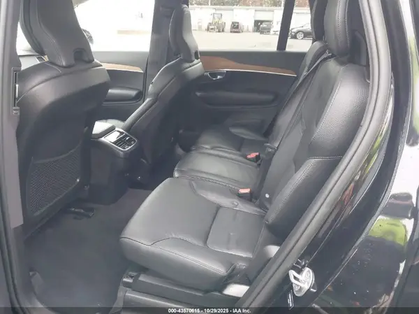 YV4062PV9P1902238 2023 VOLVO XC90 - Image 8