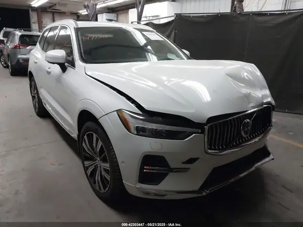 YV4062RL1N1947120 2022 VOLVO XC60 - Image 1