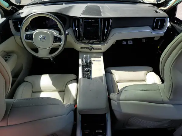YV4062RL1N1952205 2022 VOLVO XC60 - Image 8