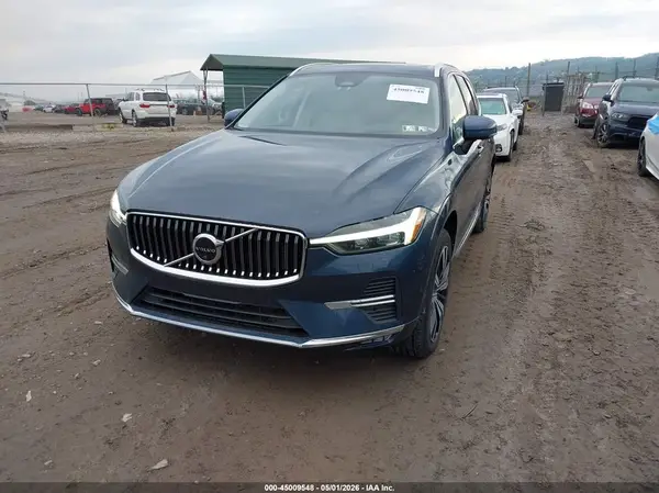 YV4062RL5N1083379 2022 VOLVO XC60 - Image 2