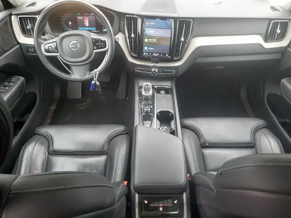 YV4062RL6N1926280 2022 VOLVO XC60 - Image 8