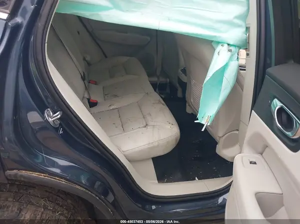 YV4062RLXN1007558 2022 VOLVO XC60 - Image 8