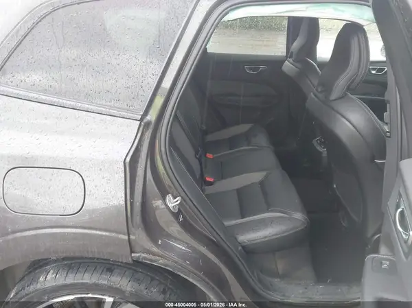 YV4062RM2N1026694 2022 VOLVO XC60 - Image 8