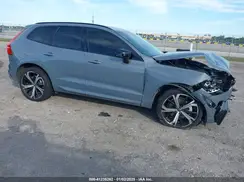 YV4062RM6N1054921 2022 VOLVO XC60