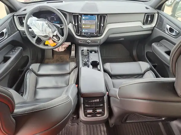 YV4062RM9N1071700 2022 VOLVO XC60 - Image 8