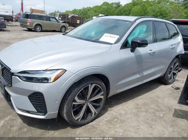 YV4062RX5P1347142 2023 VOLVO XC60 - Image 2