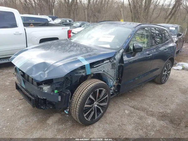 YV4062RX8P1278916 2023 VOLVO XC60 - Image 2