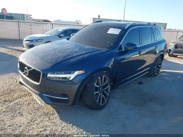 YV4102CK0K1449332 2019 VOLVO XC90 - Image 2