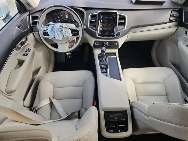 YV4102CK0L1552915 2020 VOLVO XC90 - Image 8