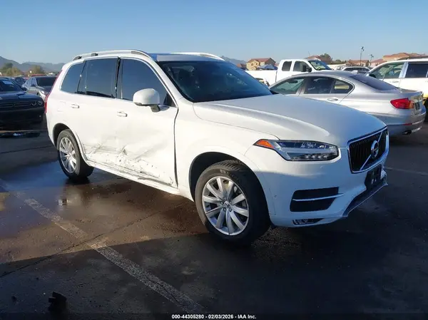 YV4102CK1J1370332 2018 VOLVO XC90 - Image 1