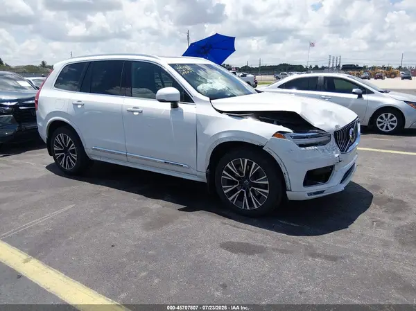 YV4102CK1N1801032 2022 VOLVO XC90 - Image 1