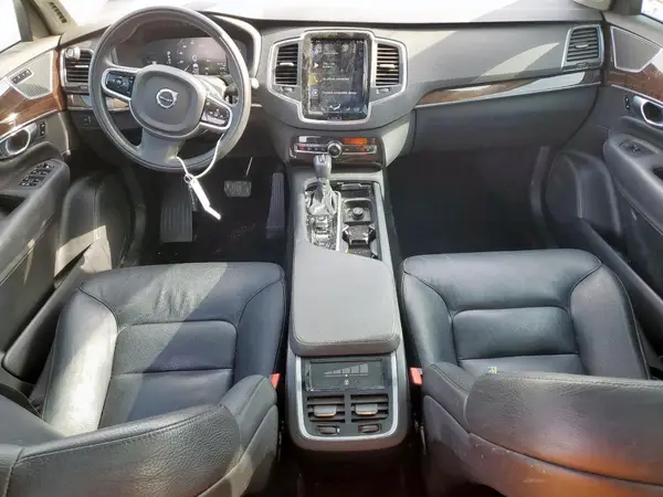 YV4102CK2K1446707 2019 VOLVO XC90 - Image 8