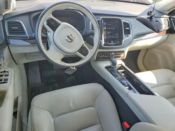 YV4102CK2K1497057 2019 VOLVO XC90 - Image 8