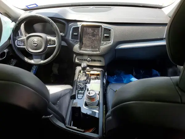 YV4102CK2M1709748 2021 VOLVO XC90 - Image 8