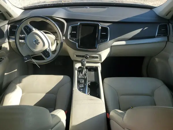 YV4102CK2M1722581 2021 VOLVO XC90 - Image 8