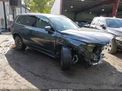 YV4102CK2N1834735 2022 VOLVO XC90