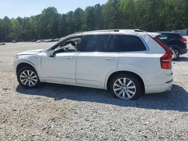 YV4102CK3J1347943 2018 VOLVO XC90 - Image 2