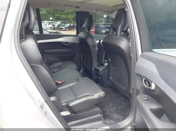 YV4102CK3J1389688 2018 VOLVO XC90 - Image 8