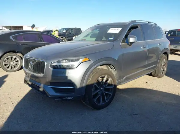 YV4102CK5J1341349 2018 VOLVO XC90 - Image 2